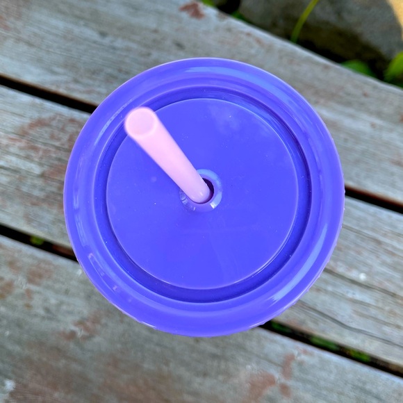 Sparkly Sequined Valentines Cold Cup With Candy Hearts - Picture 5 of 6